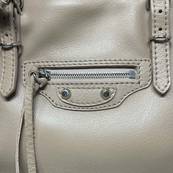 Balenciaga Beige Leather Satchel - Picture 3 of 11